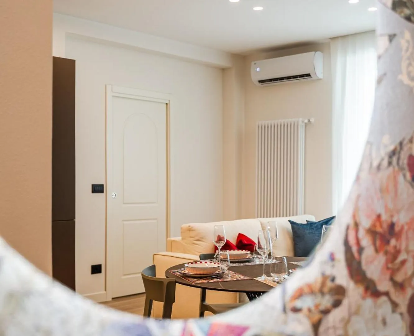 6 Isonzo - Luxury Stay Verona 0*,