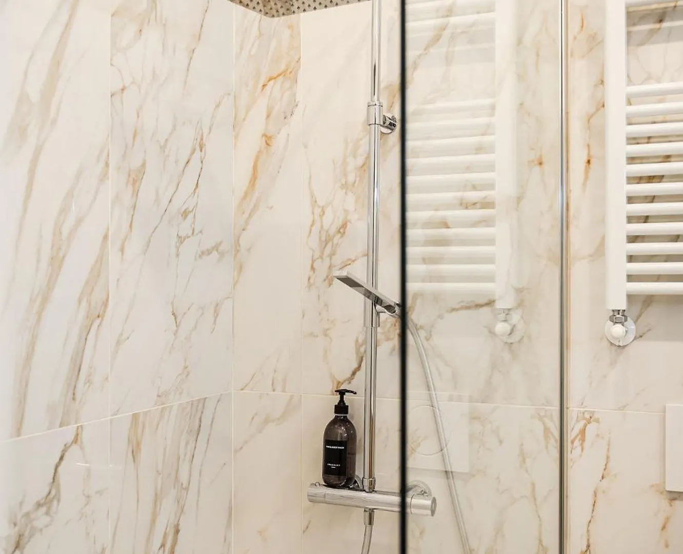 6 Isonzo - Luxury Stay Verona Apartment