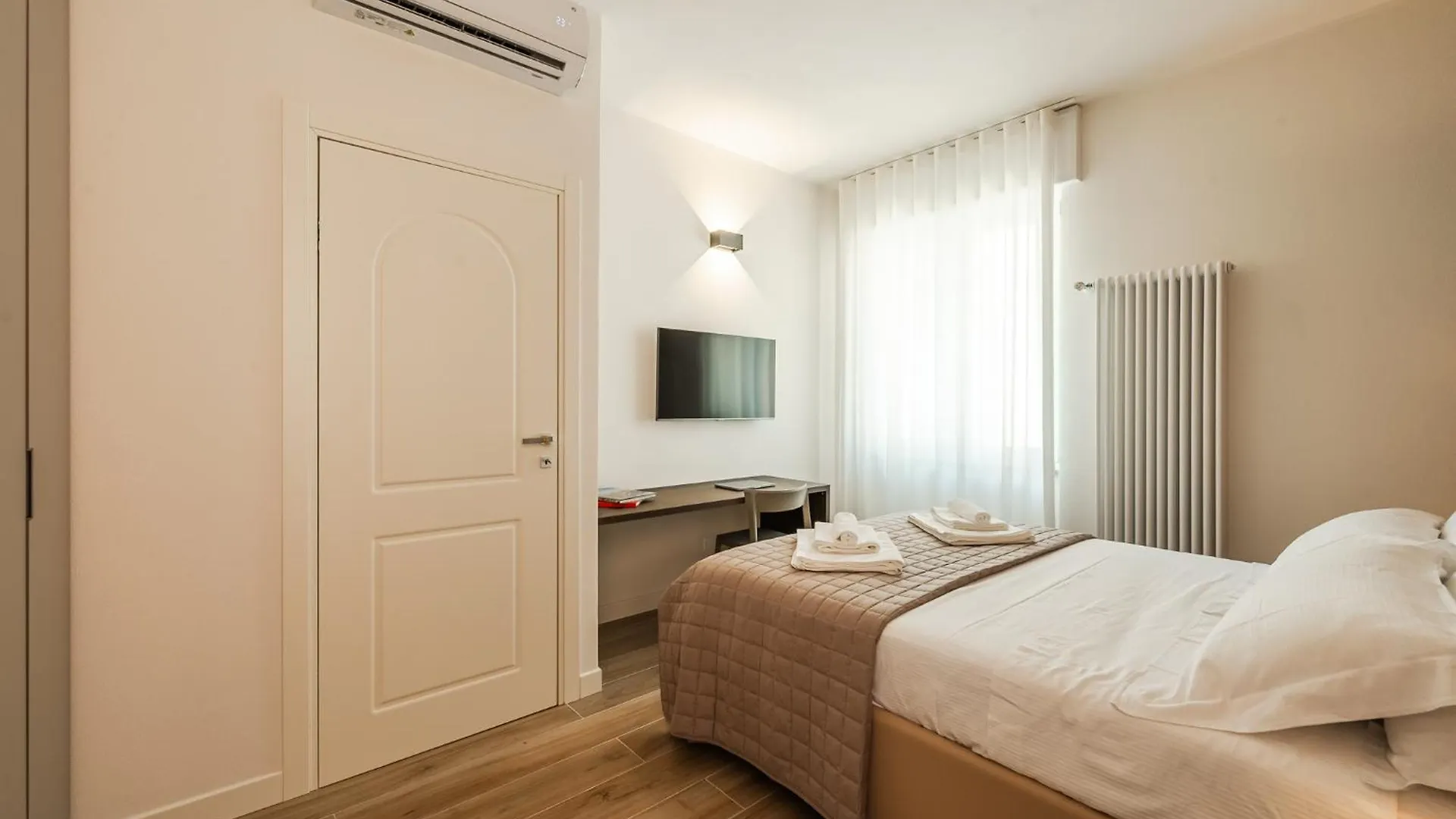 Apartment 6 Isonzo - Luxury Stay Verona